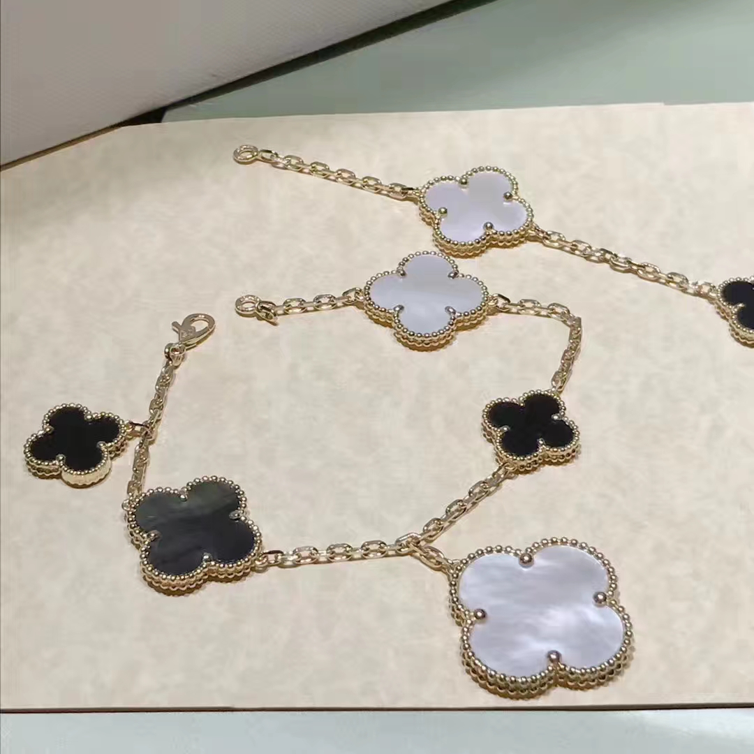 VCA 18k Yellow Gold Onyx Mother of Pearl 5 Motifs Magic Alhambra Bracelet VCARD78700